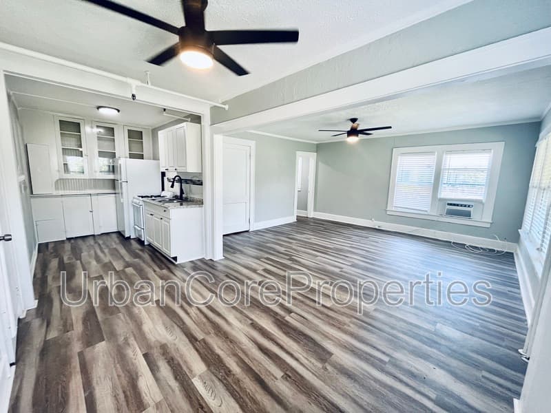 St. Petersburg Condo: 236 10th Ave NE