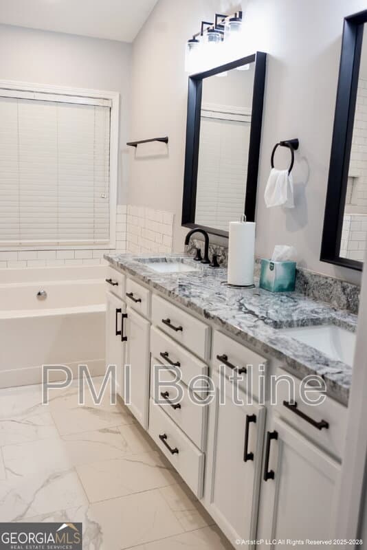 College Park House: 4644 Creekside Cove