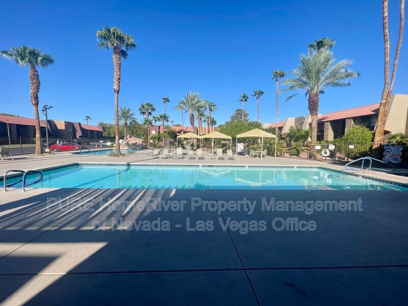 Las Vegas Condo: 5206 River Glen Dr