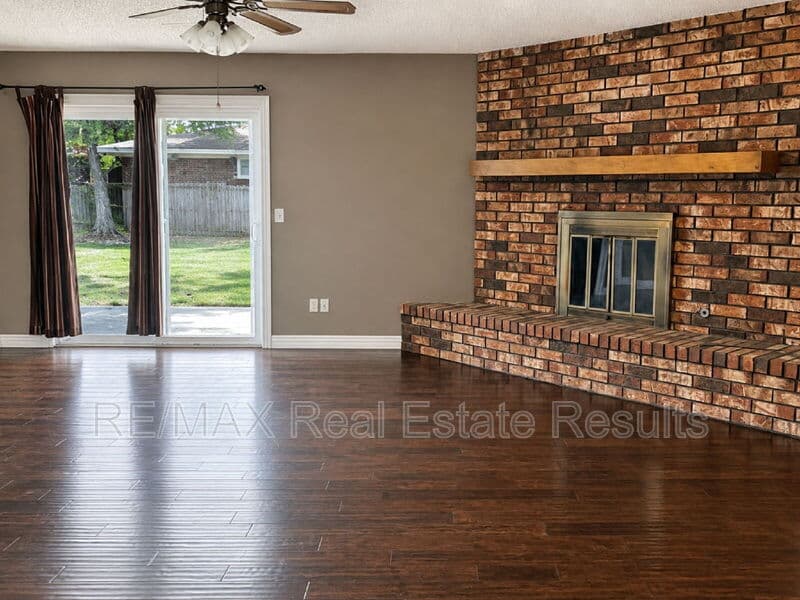 Bentonville Condo: 1810 Crouch St
