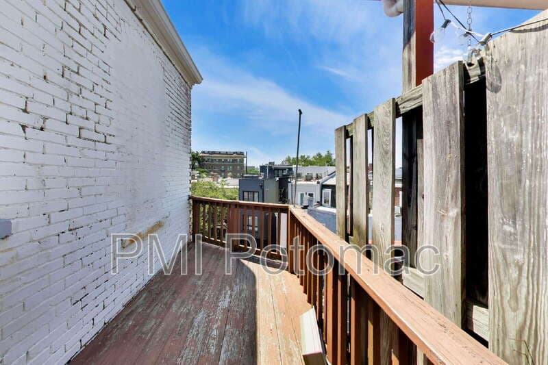 Washington Condo: 1952 Calvert Street Northwest