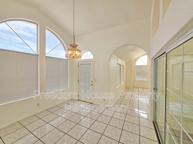 Pahrump House: 2060 River Plate Drive