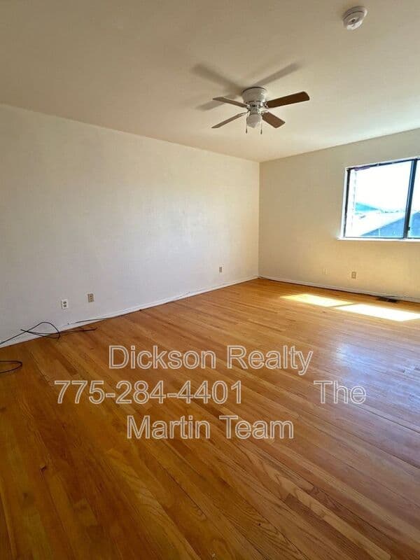 Reno House: 14002 Lear Blvd