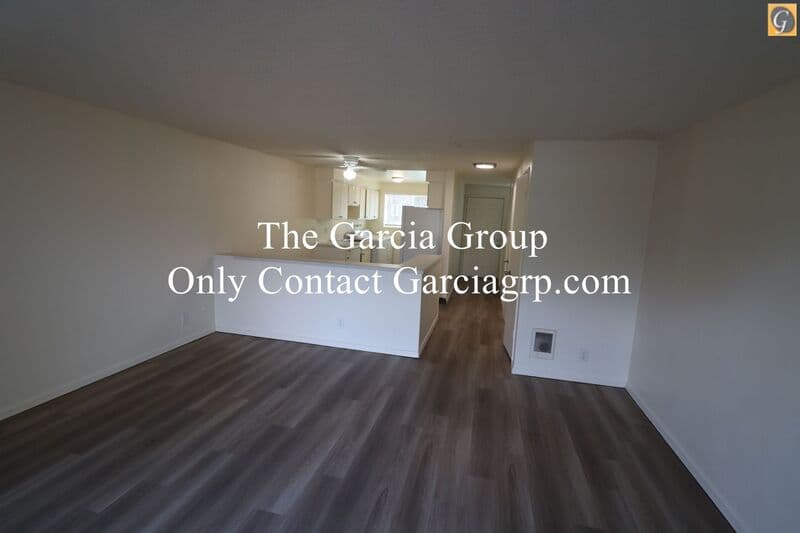 Oregon City Townhome: 581 Holmes Lane