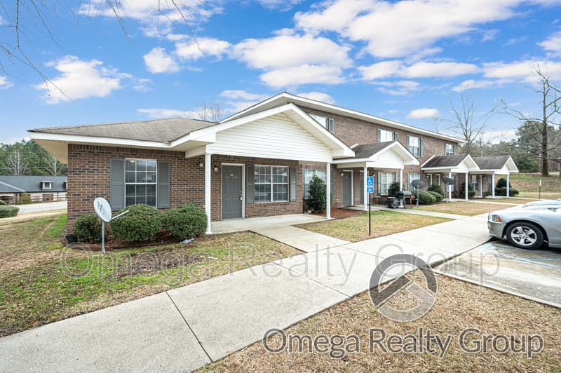 Columbiana Condo: 100 Egg And Butter Rd