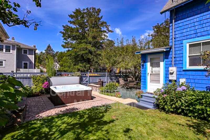 Old Orchard Beach House: 20 13th Street