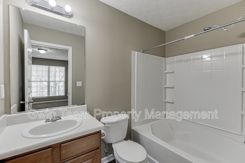 Gainesville Townhome: 2883 Creek Bottom Ct