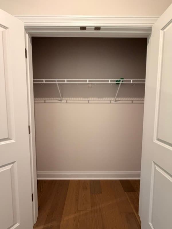 Lexington House: 3046 Snail Seed Trail