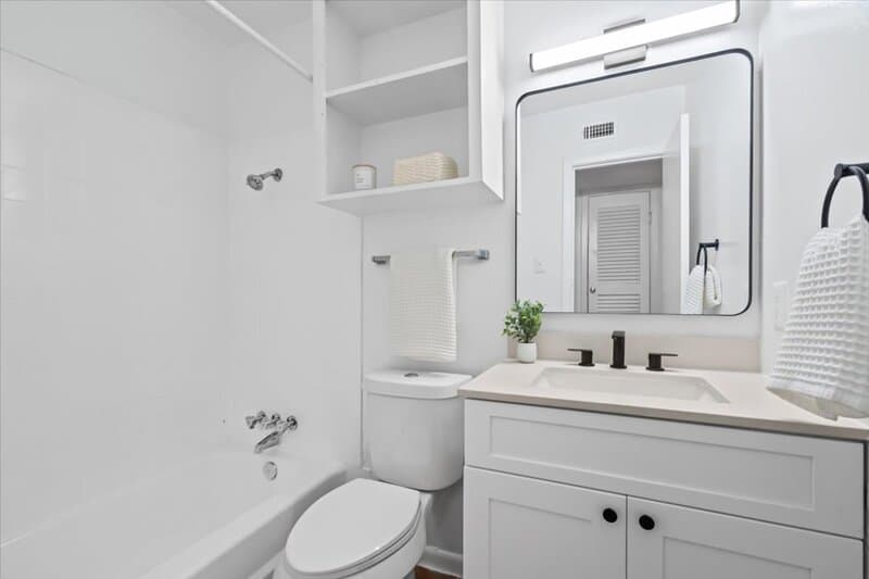 Austin Condo: 3704 Speedway