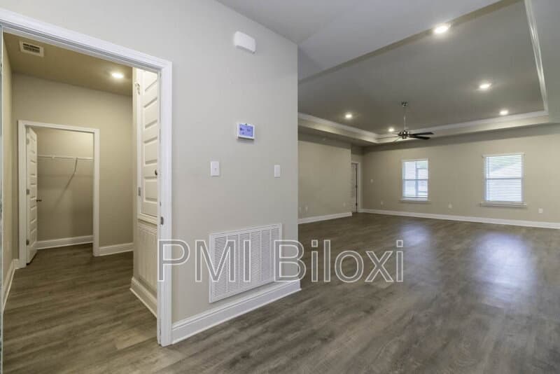 Ocean Springs House: 1208 Carraway Cove