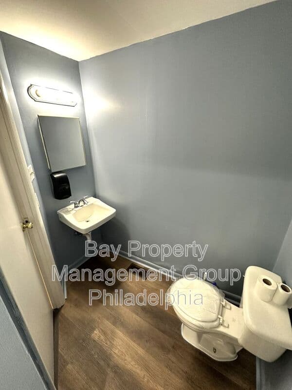 Philadelphia Condo: 2542 E Ann St