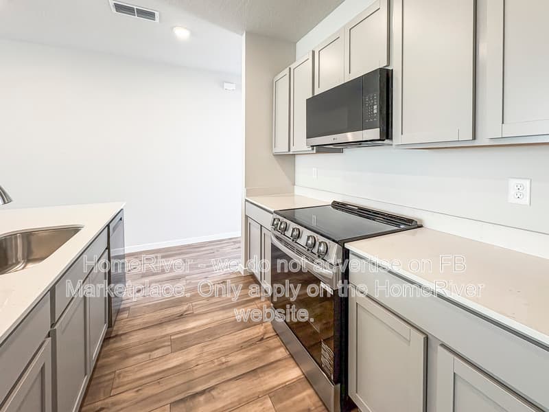 Jacksonville Townhome: 218 Brazil Nut Cir