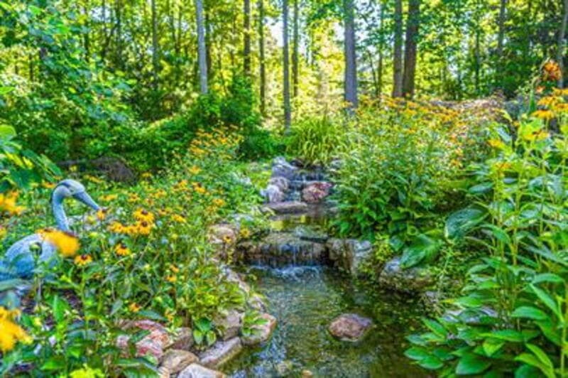 Southern Pines House: 145 Sandhurst Place