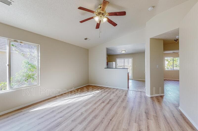 Rio Rancho House: 3473 Martin Meadows Drive Northeast