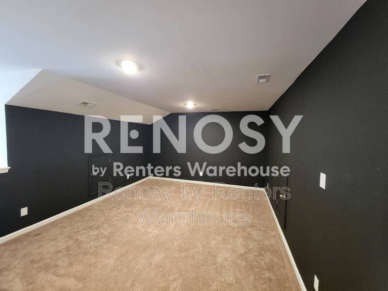 Newport News House: 1502 Auckland Court