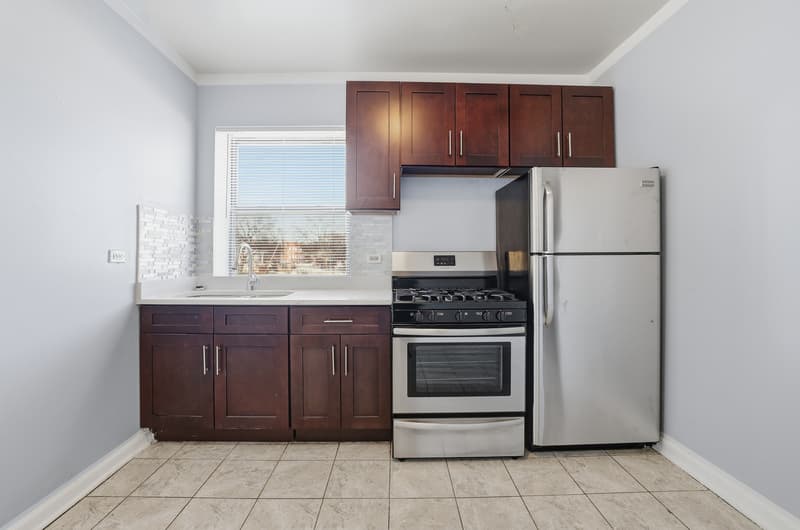 Chicago Condo: 7501 South Stewart Avenue - 7507-#2A