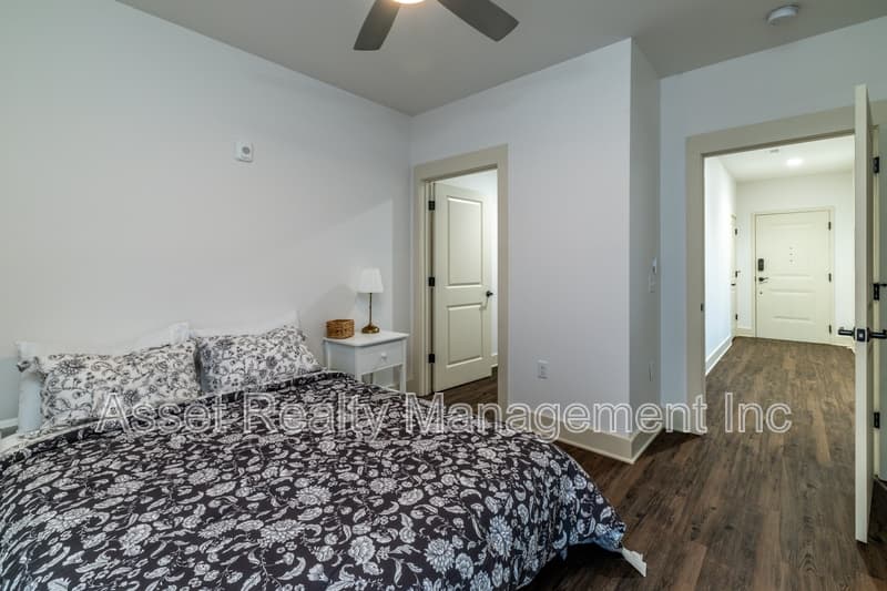 Alcoa Condo: 1110 Franck Street - 213