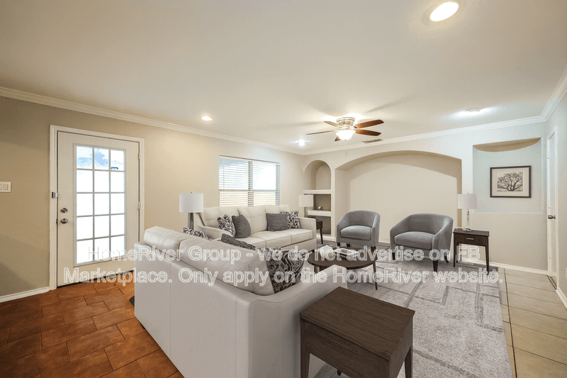 San Antonio House: 8207 Donley Pond