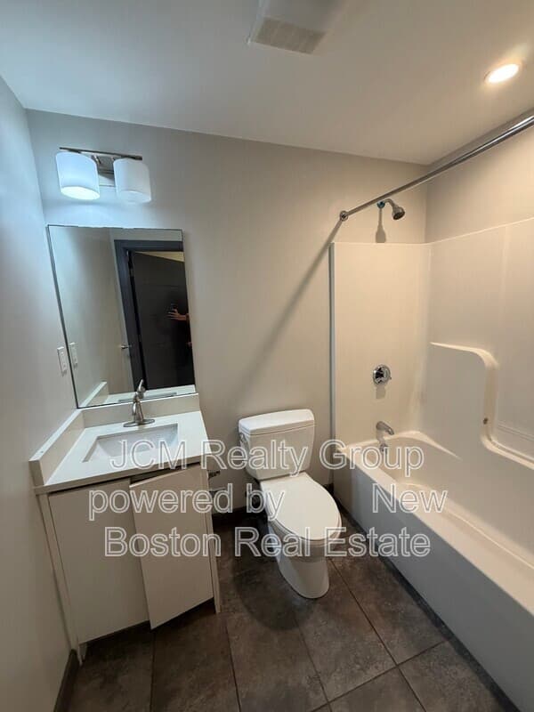Quincy Condo: 145 Newbury Avenue
