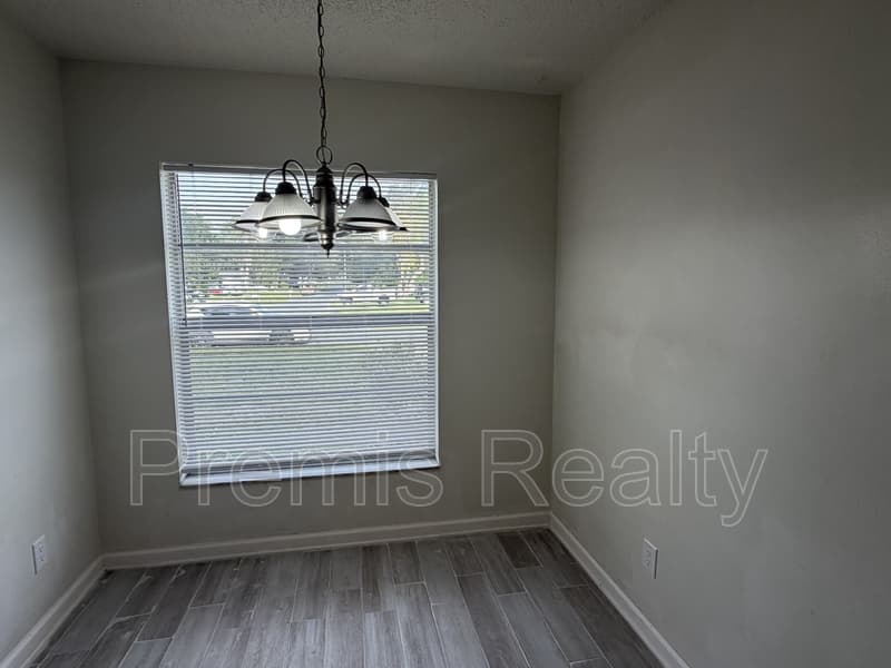 Clearwater House: 1760 Evans Drive