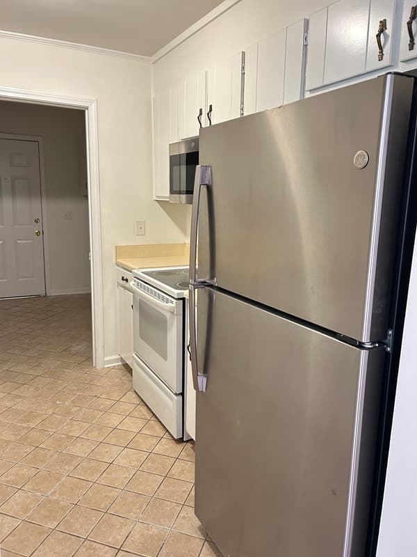 Greenville Condo: 32 Oakwood Dr