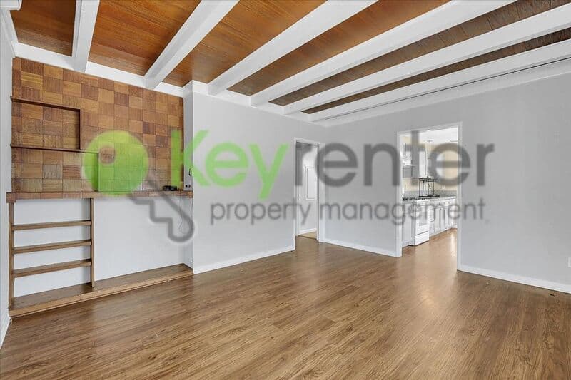 Sacramento House: 2169 Perkins Way