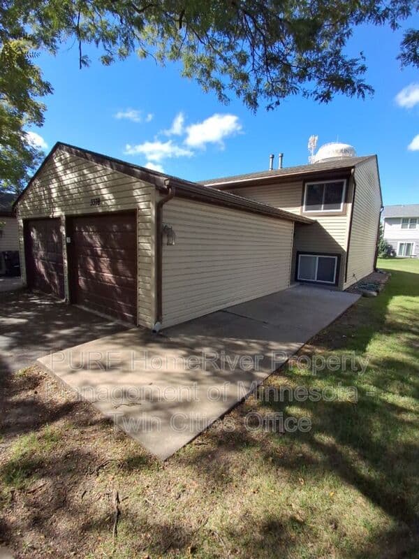 Rosemount Townhome: 3378 Upper 149th St W