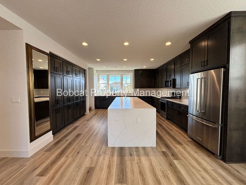 Carson City House: 1128 Grove St