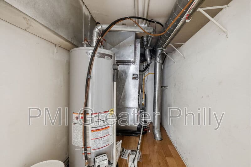 Philadelphia Condo: 182 Gay St