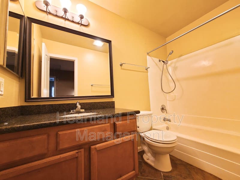 San Diego Condo: 6333 College Grove Way