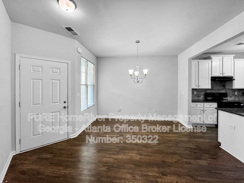 Mcdonough House: 211 Daisy Cir