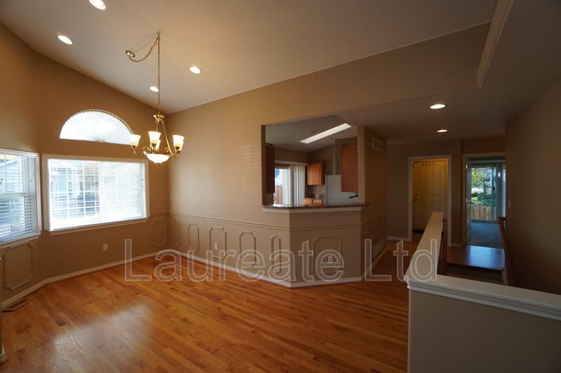 Aurora House: 3036 S Waco Ct