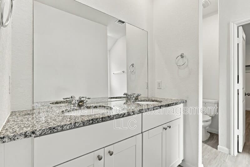 San Antonio House: 14011 Southton Basin