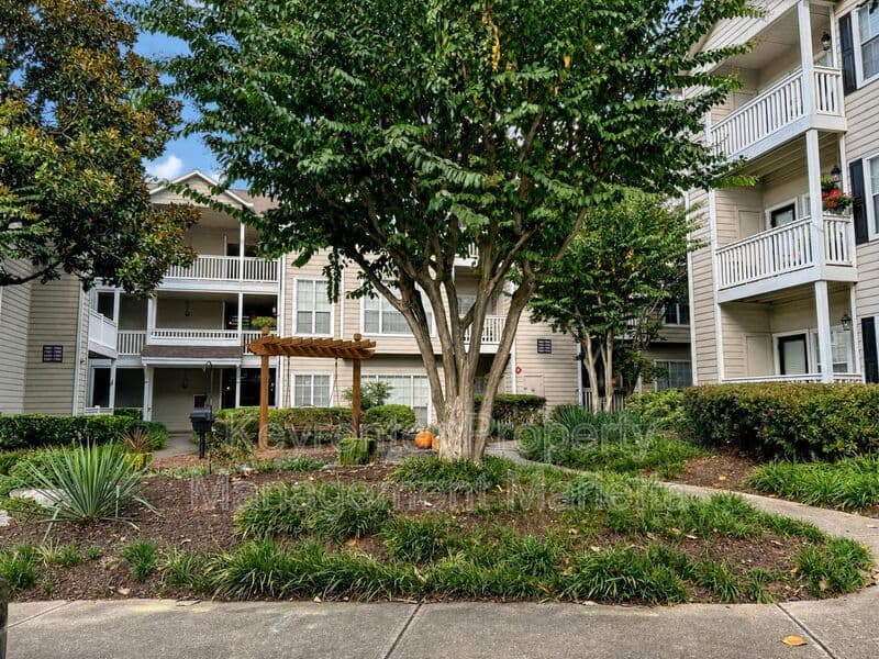 Atlanta House: 1250 Parkwood Cir. SE