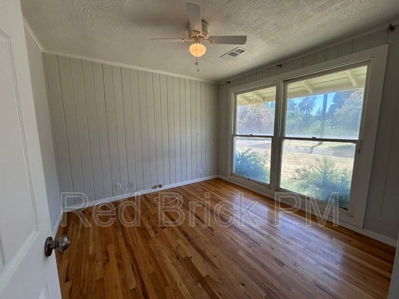 Merced House: 1101 E North Bear Creek Dr.