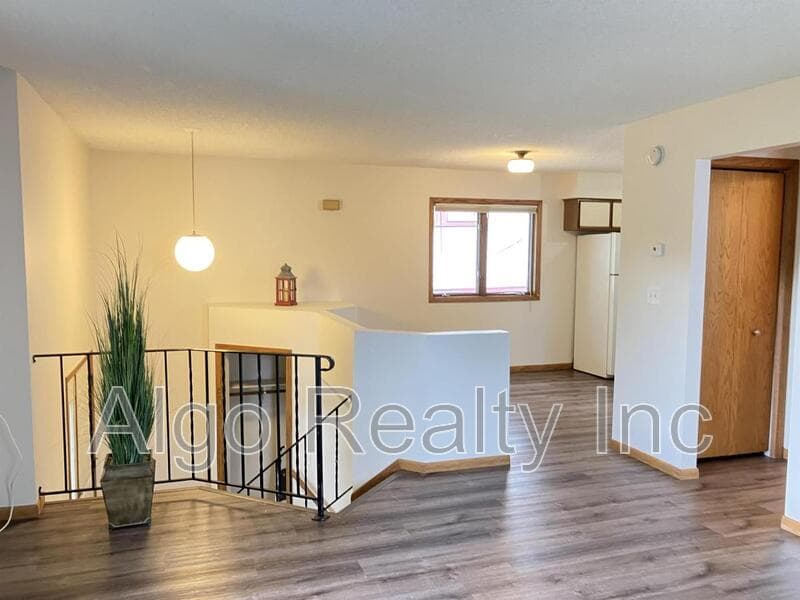 Minneapolis Condo: 2954 Northeast Taylor Street - 2