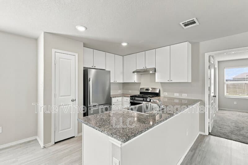 San Antonio House: 6414 Ignacio Ct