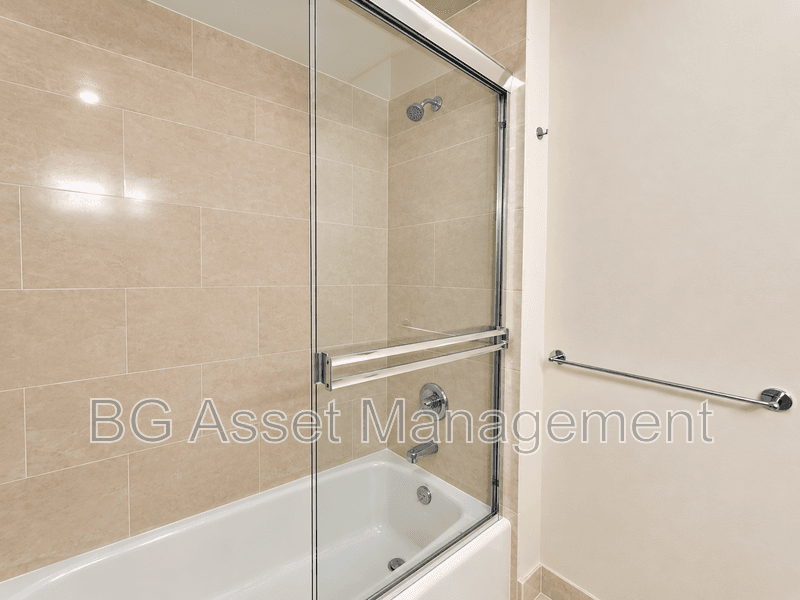 Oakland Condo: 1459 MacArthur Blvd