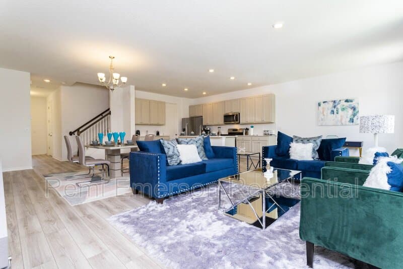 Davenport Townhome: 624 Benoi Drive
