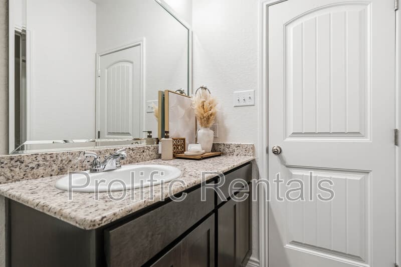 Killeen Condo: 5206 Rose Garden Loop - 1