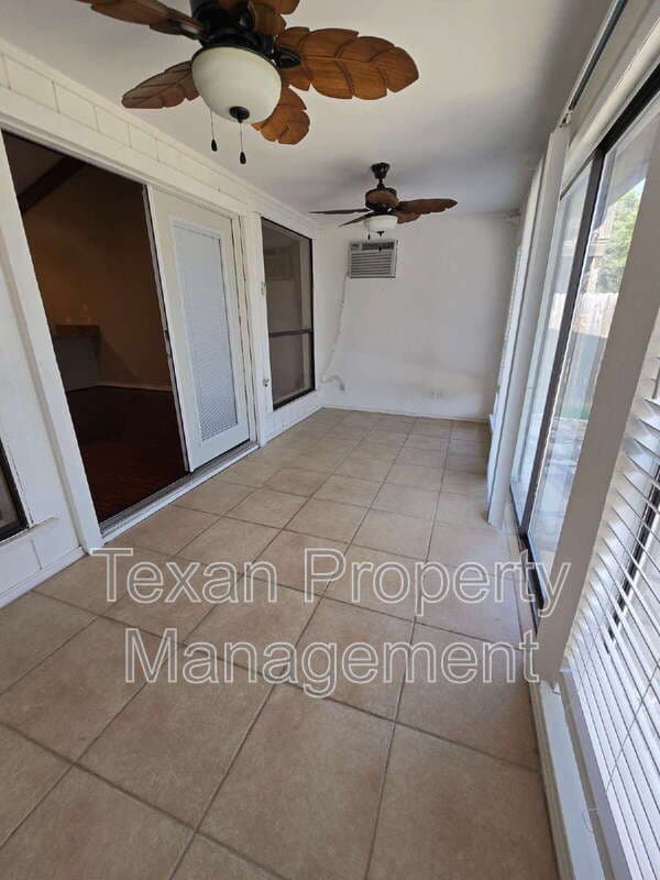 Granbury Condo: 4013 Mabery Ct