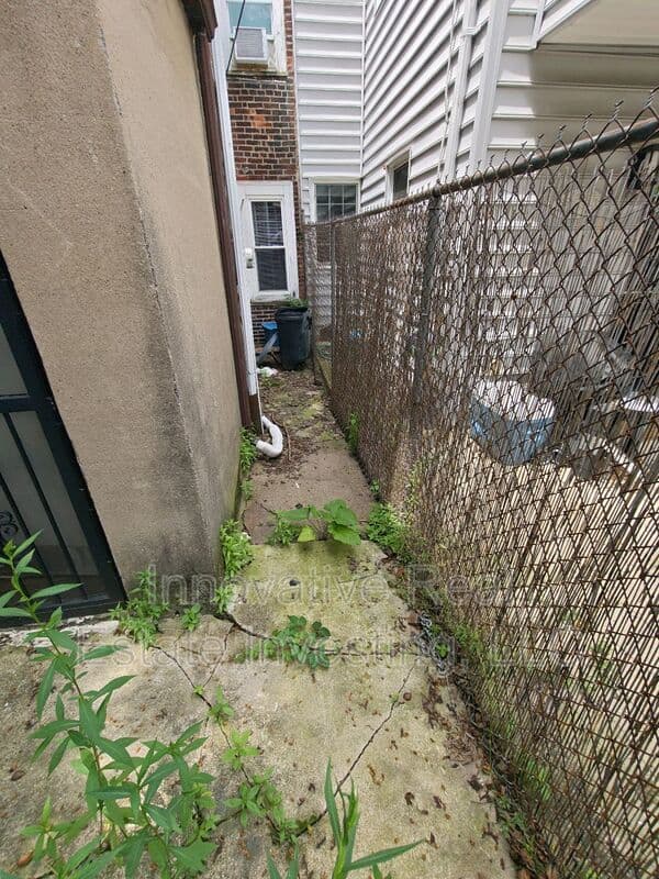 Philadelphia Condo: 1163 S Cleveland St - a