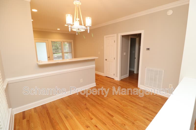 Apex House: 1003 Scotts Ridge Trl