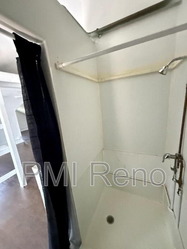 Reno Condo: 46 West 10th Street Rm 1