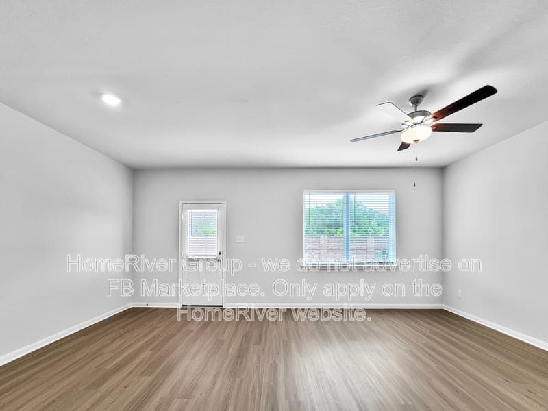 Iowa Colony House: 2510 Green Jasper Dr