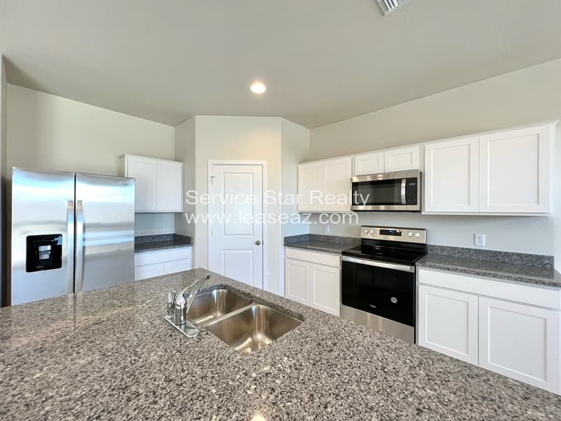 Casa Grande House: 1173 W Avalon Canyon Dr