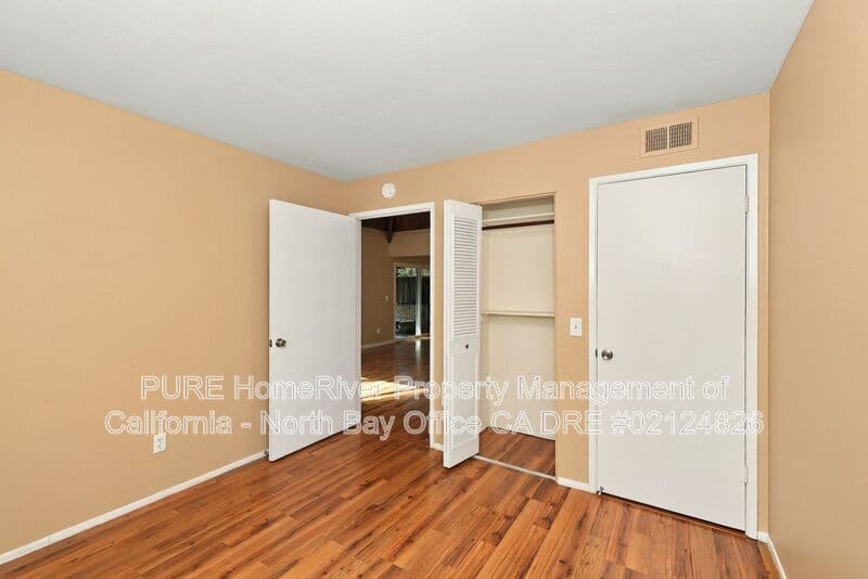 Santa Rosa Condo: 1951 Knolls Drive