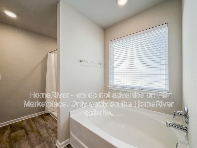Freeport House: 639 Earl Godwin Rd