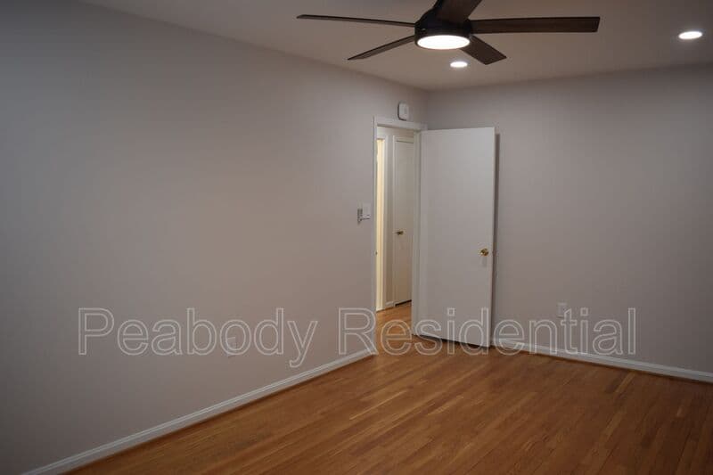 Alexandria House: 1013 N Vail St