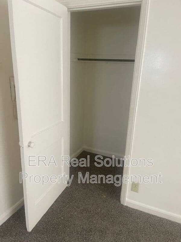 Columbus Condo: 47 North Hampton Road